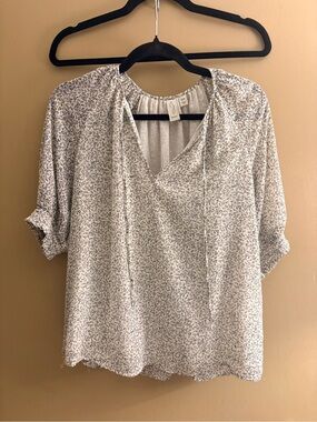 Joie White & Blue Floral Micro-Print Tie-Neck Blouse.  Never worn.
